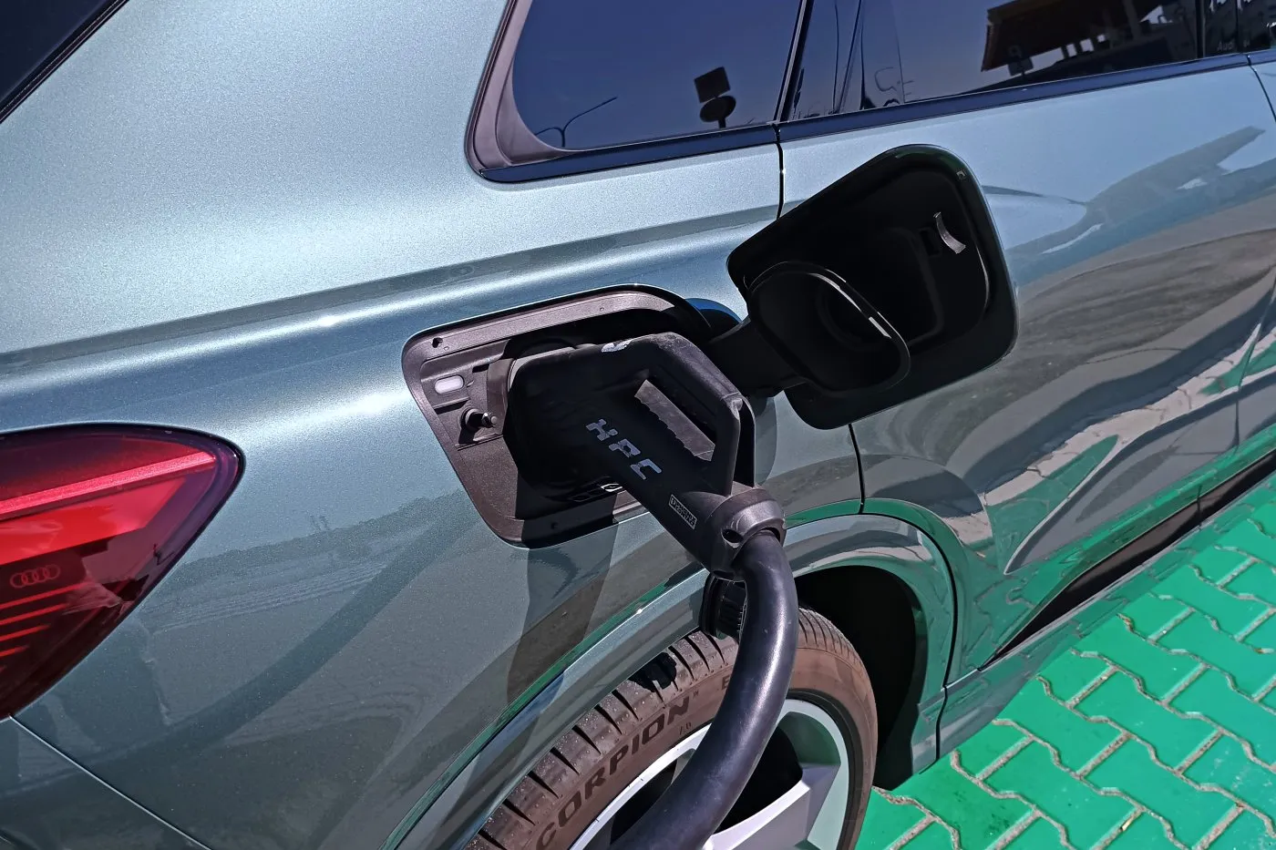 Audi Q4 e-tron 2026