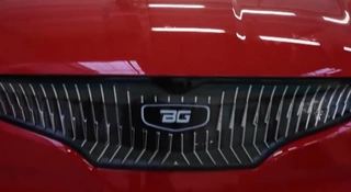 Łukaszenka wyprzedził Izerę. Jego auto elektryczne już jeździ