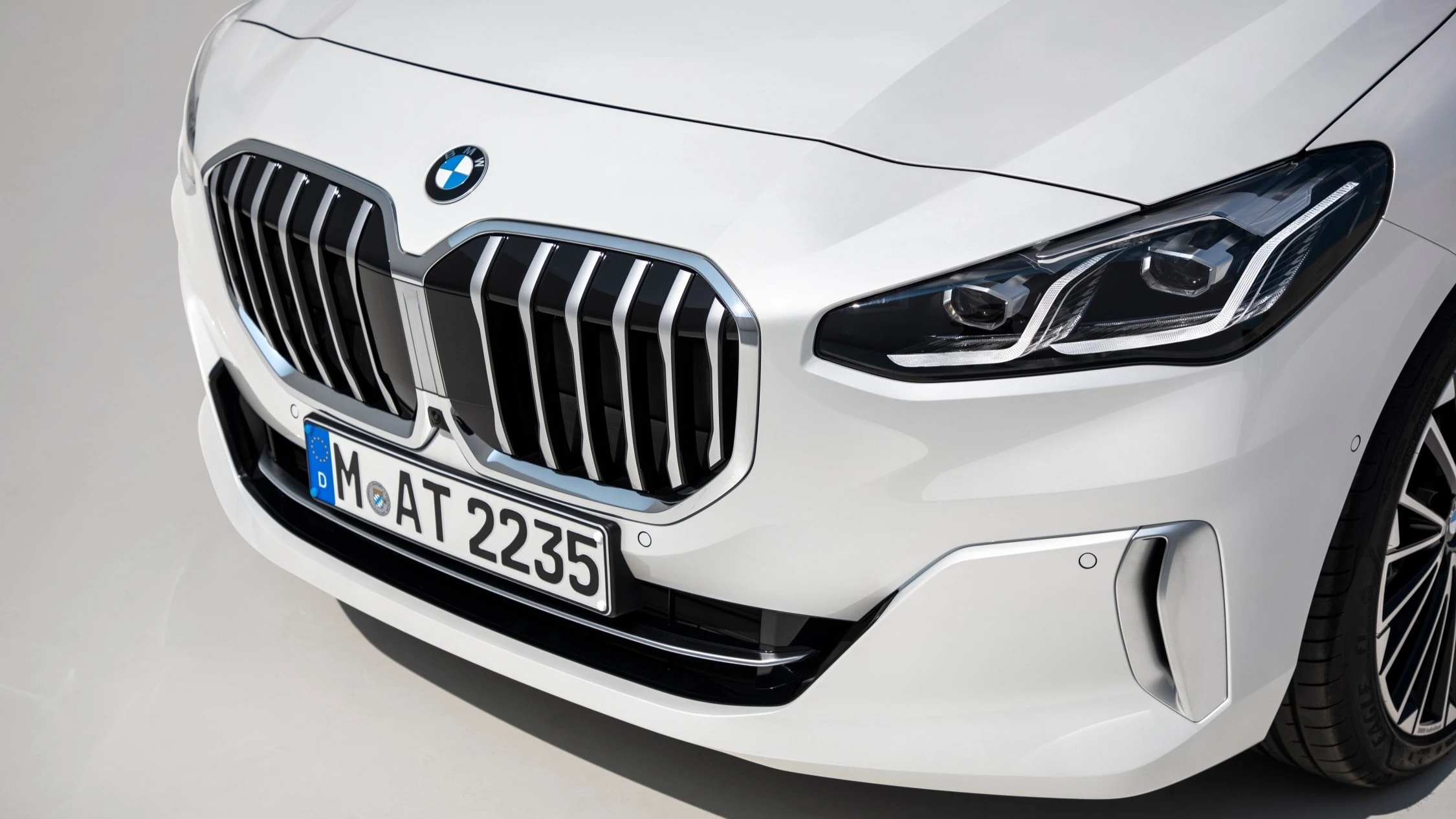 Nowe BMW serii 2 o 43 000 zł taniej. Ta randka nie mogła się udać