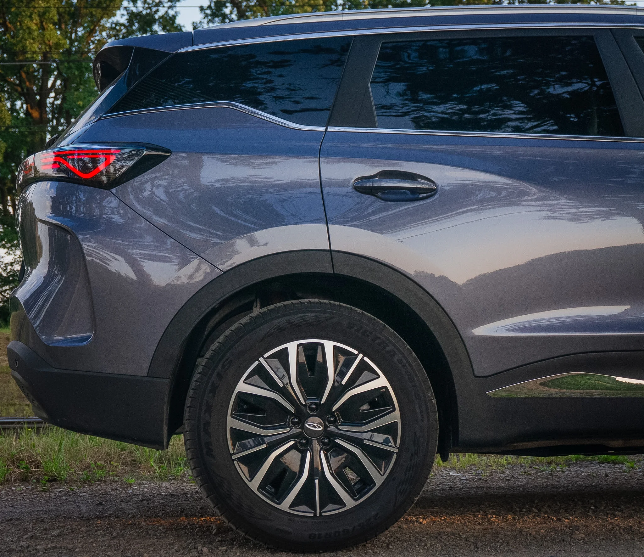 https://cdn-ab.spidersweb.pl/2026/08/chery-tiggo-7-hev-31.jpg