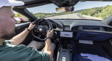 Jeździłem Ferrari Amalfi Spider. Popłakałem się na pierwszym zakręcie