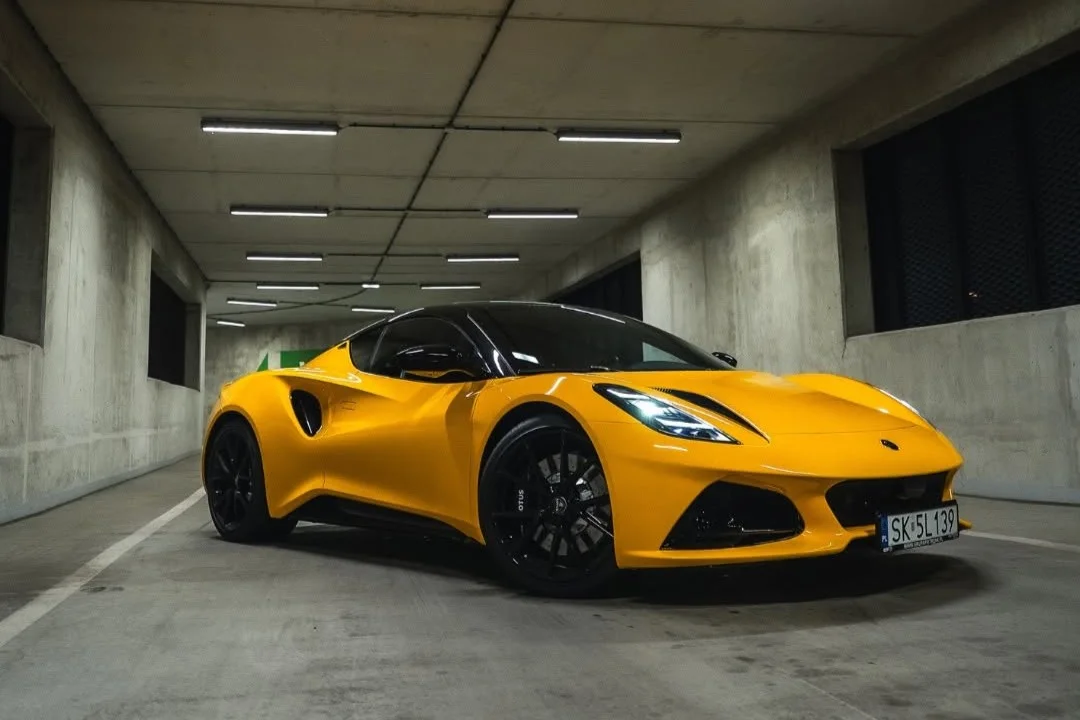 https://cdn-ab.spidersweb.pl/2026/08/lotus-emira-2026-cena-polska-5.jpg