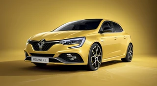 Stanął przed sądem za kupno Renault. W sprawę zamieszany jest… prezydent