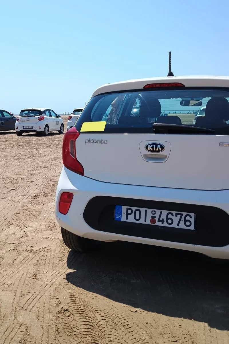 Auto z wypożyczalni 