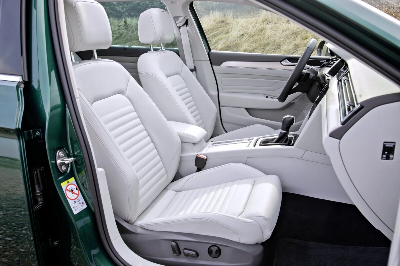 https://cdn-ab.spidersweb.pl/2026/08/vw-passat-b8-poradnik-kupujacego-6.jpg