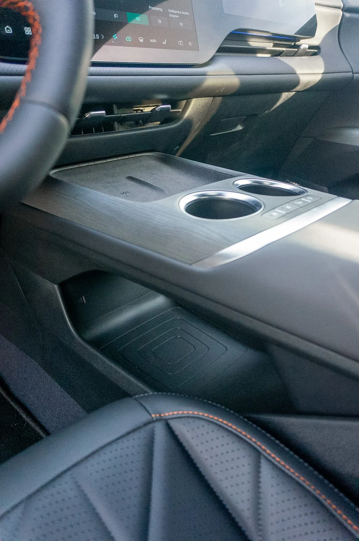 https://cdn-ab.spidersweb.pl/2026/09/changan-cs75-plus-05.jpg