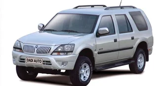 Tak wygląda najlepszy SUV na świecie. Trochę Hondy CR-V, Frontery, Lexusa RX, a trochę BMW