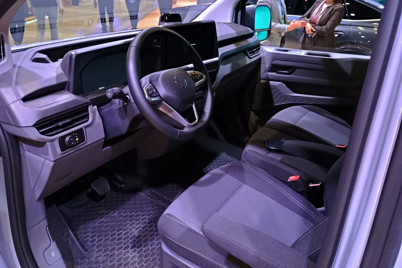 https://cdn-ab.spidersweb.pl/2026/09/grupa-volkswagen-premiery-knm-2026-24.jpg