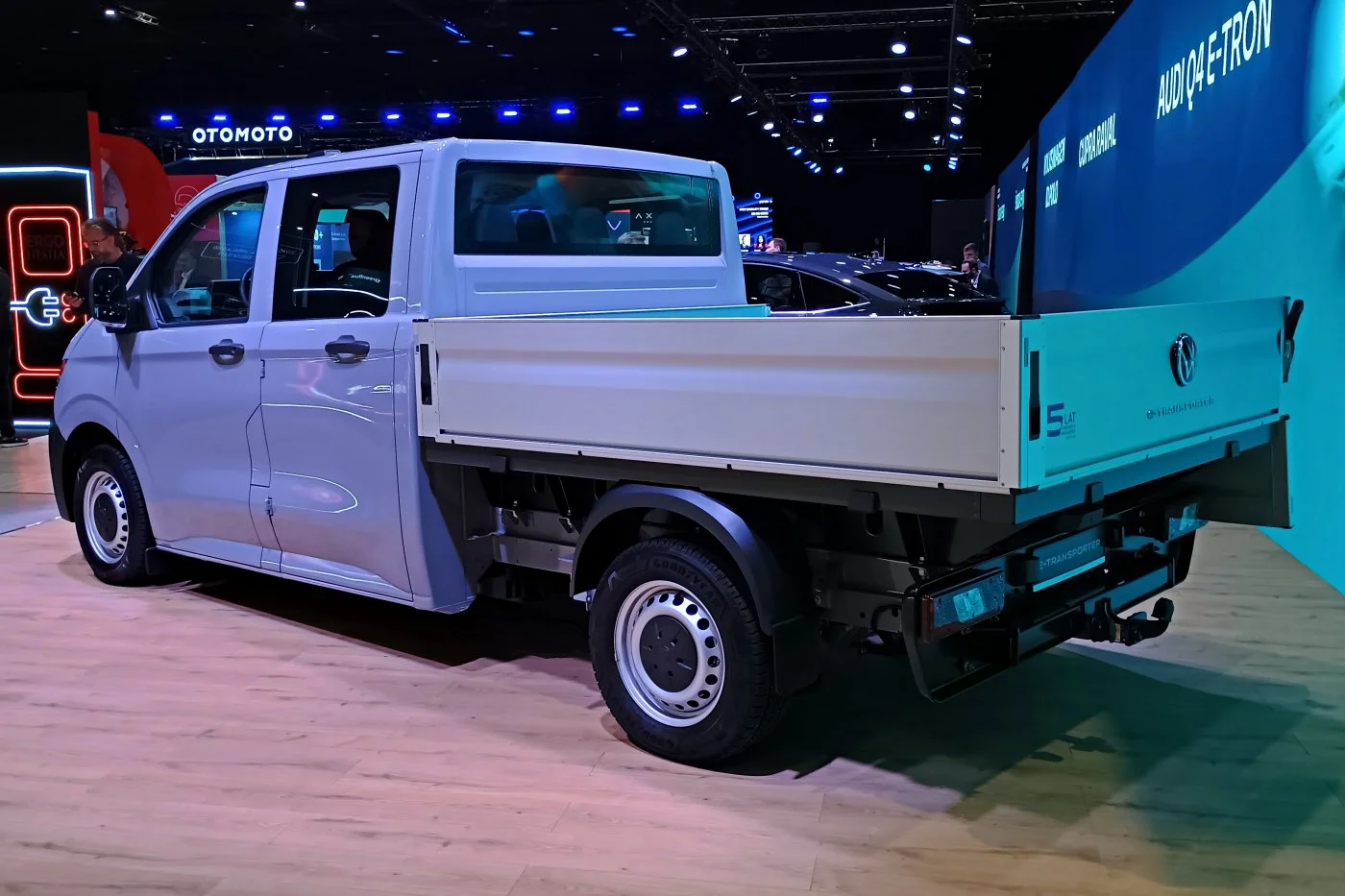VW e-Transporter Skrzyniowy
