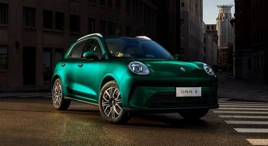 Chińskie Porsche wycenione. 109 900 zł i Golf ucieka w podskokach