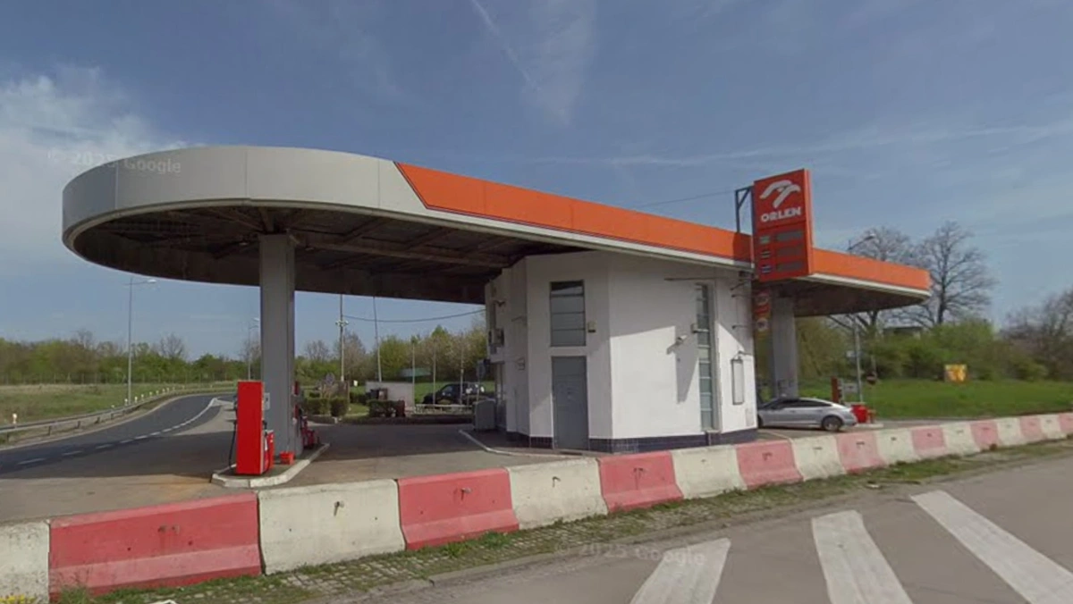 Być może to najstarsza czynna stacja paliw w Polsce. Kierowcy bardzo jej nie lubią