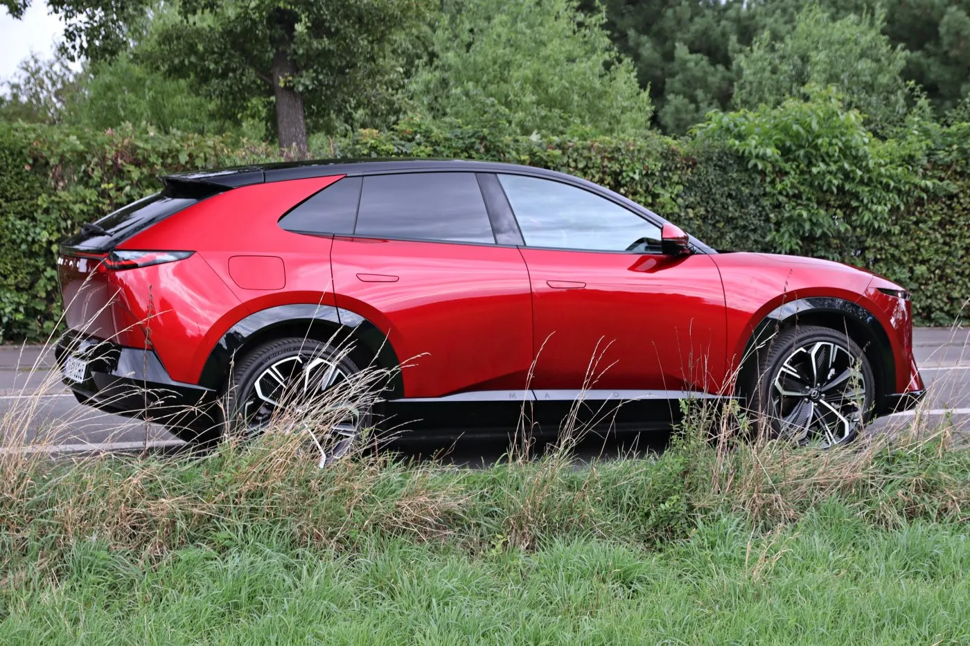 Mazda CX-6e - bok 
