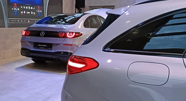 Widziałem dwa nowe Mercedesy. Wiem, którego byś wybrał
