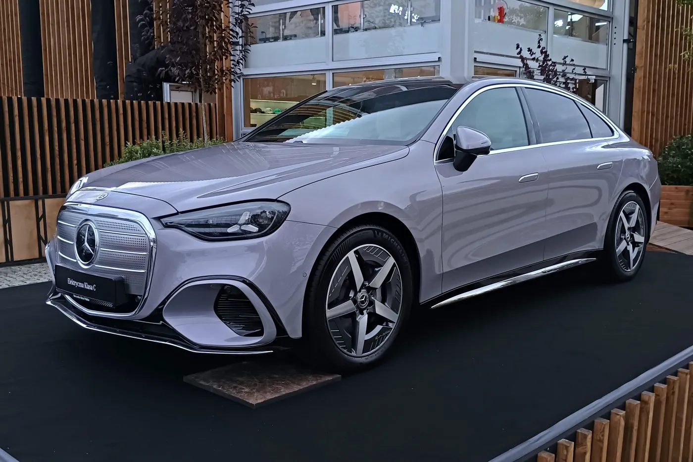 https://cdn-ab.spidersweb.pl/2026/09/mercedes-klasy-c-polska-premiera-24.jpg