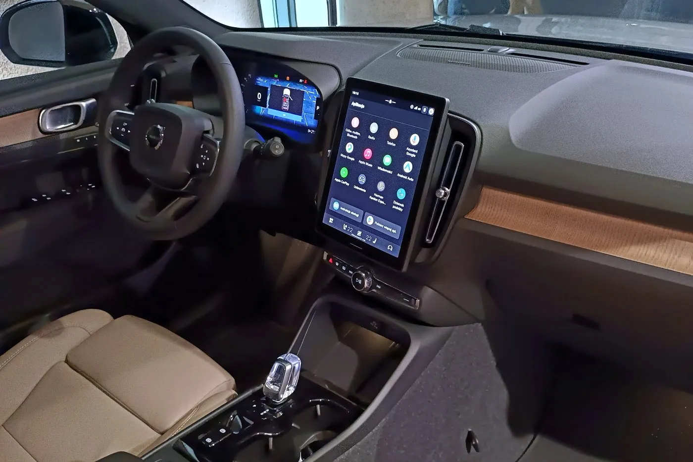 Volvo XC40 2027 - deska rozdzielcza