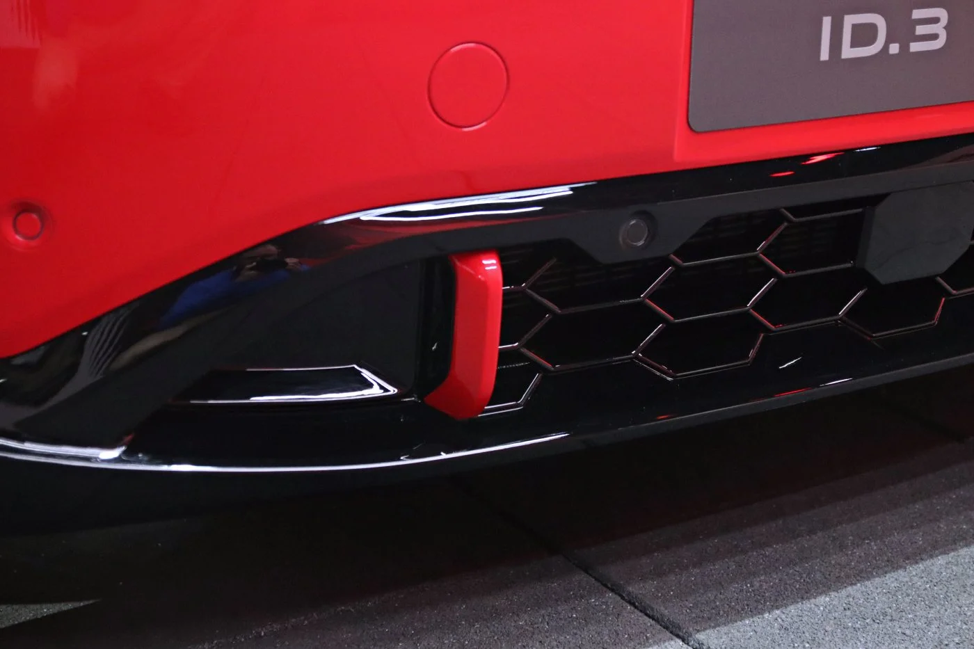 https://cdn-ab.spidersweb.pl/2026/09/vw-id3-gti-prezentacja-12.jpg