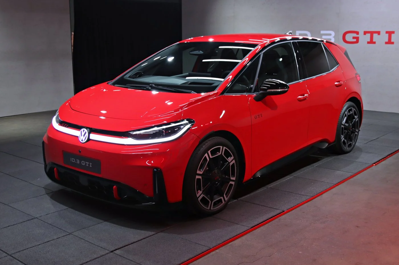 https://cdn-ab.spidersweb.pl/2026/09/vw-id3-gti-prezentacja-6.jpg
