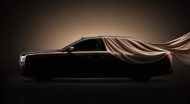 Oto nowy chiński Rolls-Royce. 5,5 metra luksusu za ułamek ceny