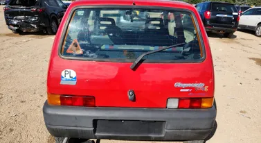 Znaleźli w USA Fiata Cinquecento z naklejką PL. Wycenili go na 21 000 dolarów