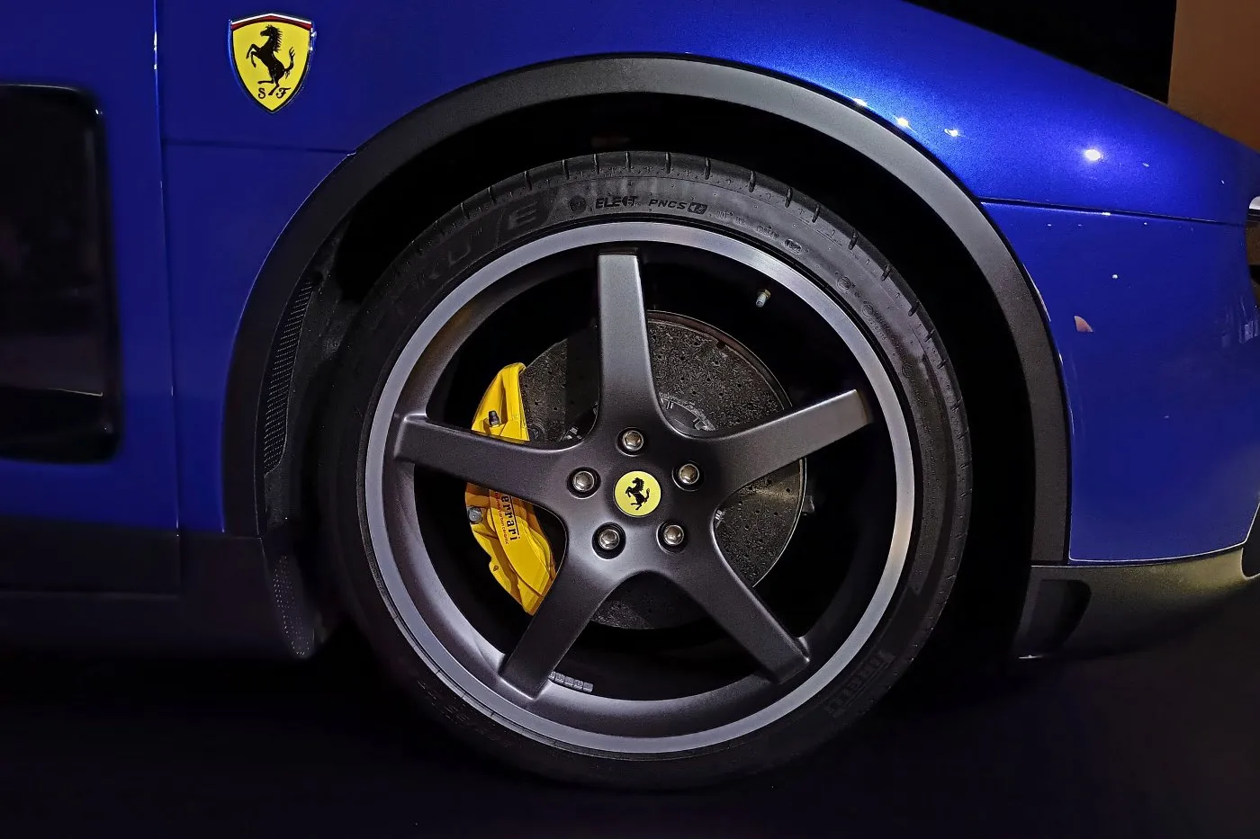 Ferrari Luce 
