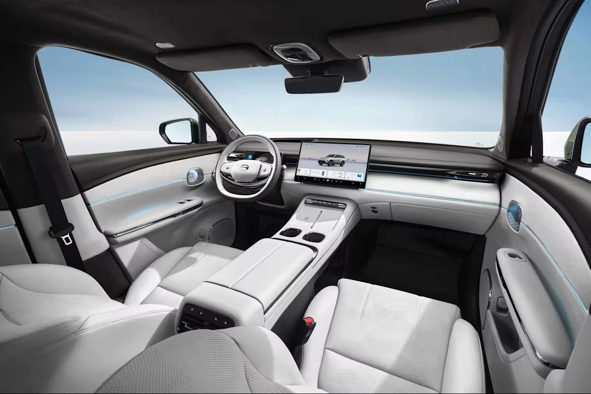 https://cdn-ab.spidersweb.pl/2026/10/gac-gs7-phev-premiera-cena-polska-5.jpg