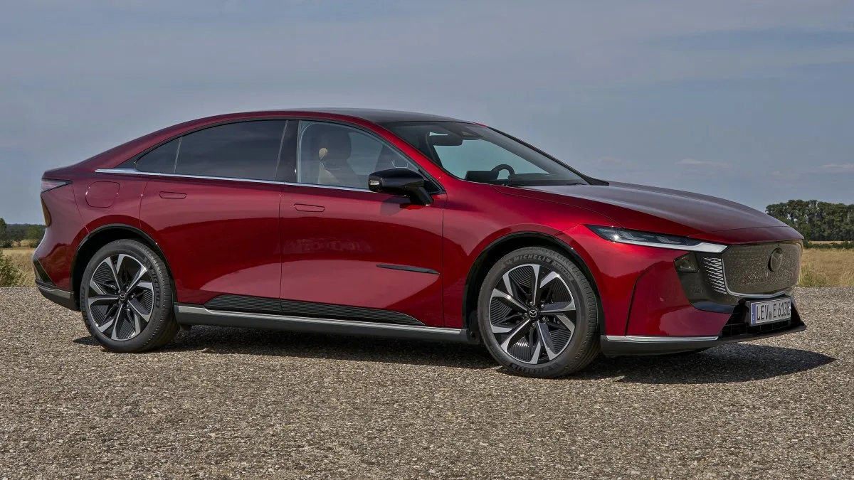 Mazda do Changana: hej, chcesz coś z jinba ittai?