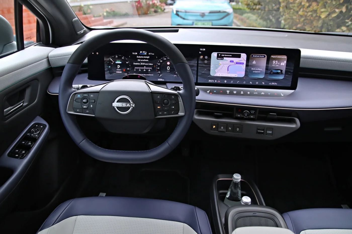 Nissan Leaf 2026 - deska rozdzielcza 