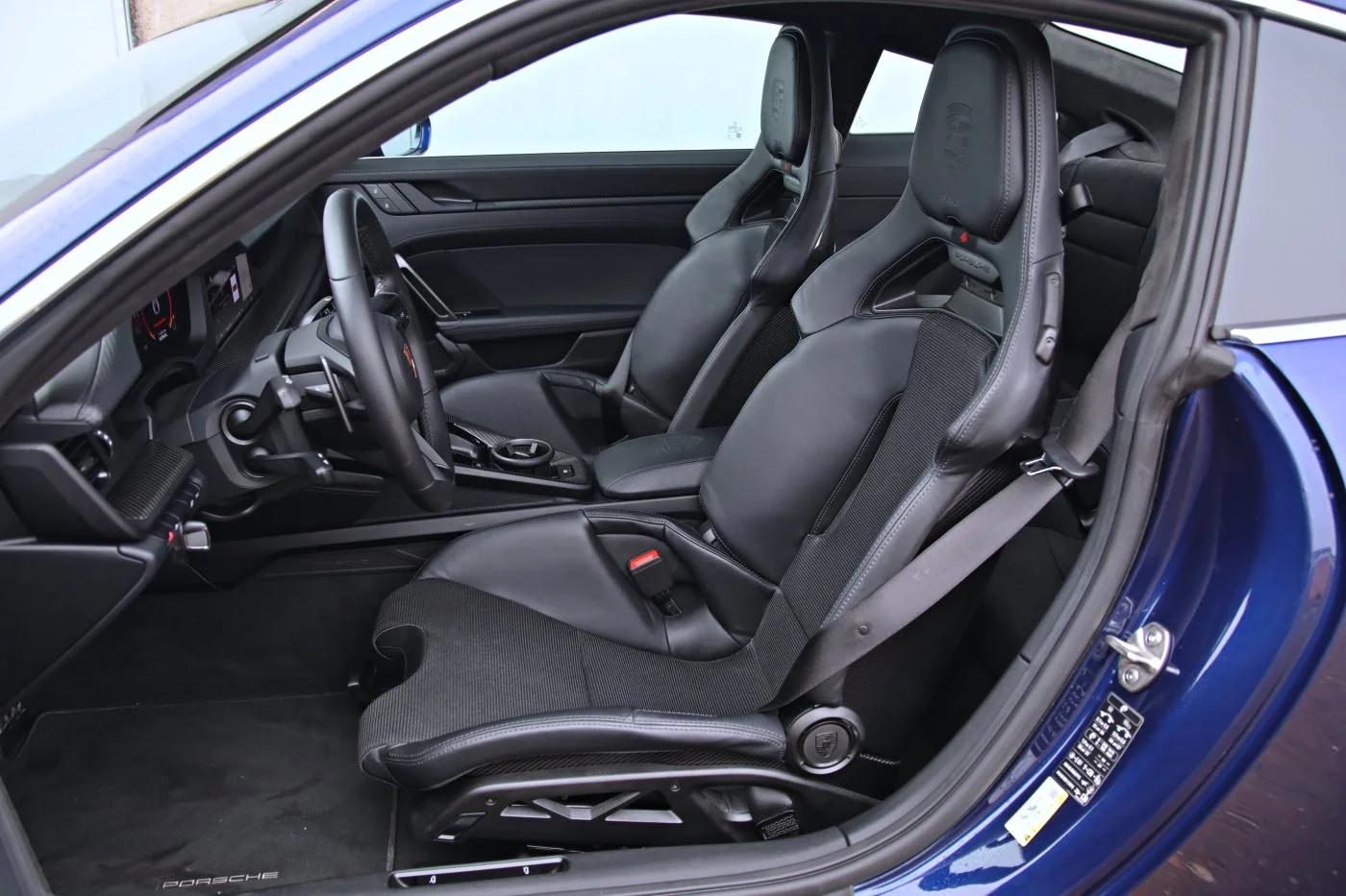 Porsche 911 GT3 Touring - fotele przednie