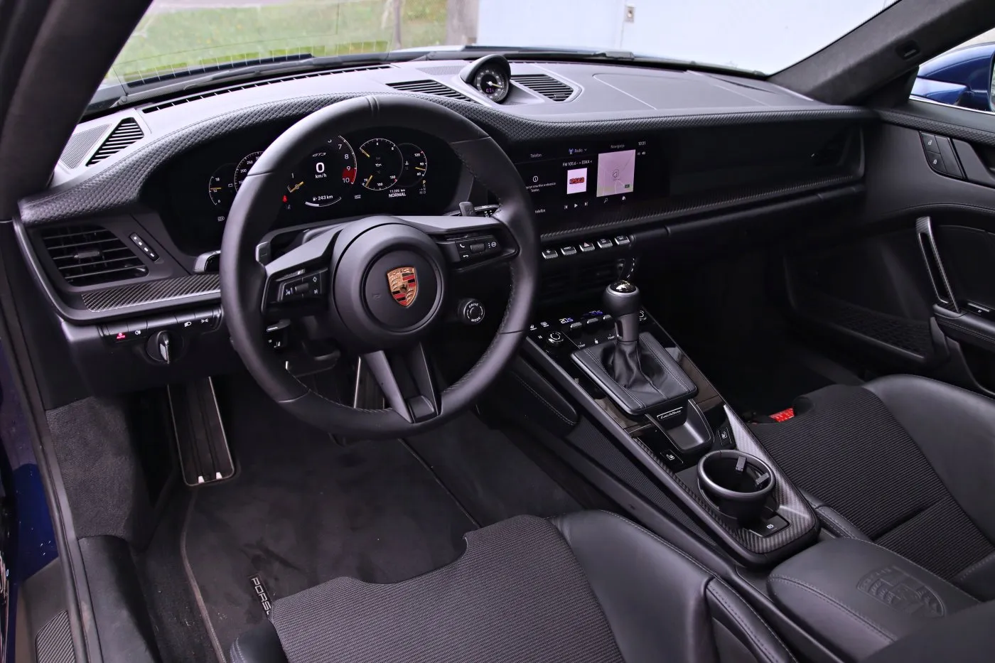 Porsche 911 GT3 Touring - deska rozdzielcza