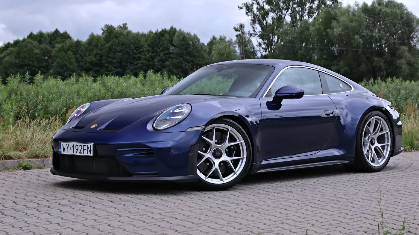 Porsche 911 GT3 Touring - przód