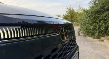 Nowy SUV Toyoty przyłapany. Obecnie do dr. Frankensteina mówi: Tato