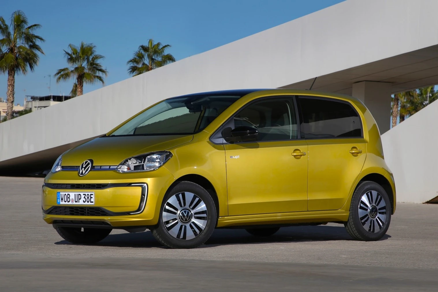 https://cdn-ab.spidersweb.pl/2026/10/volkswagen-id-up-2027-nazwa-cena-informacje-4.jpg